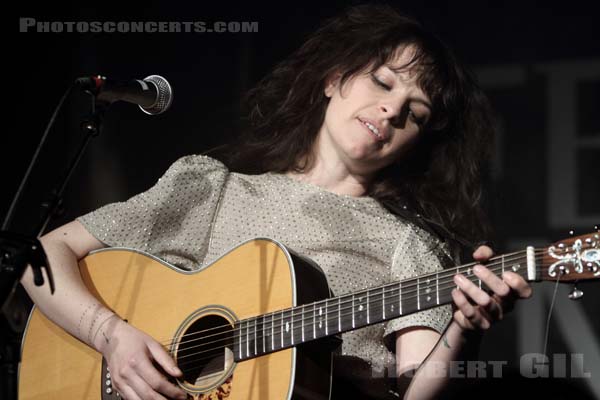 JESCA HOOP - 2010-03-29 - PARIS - La Maroquinerie - 